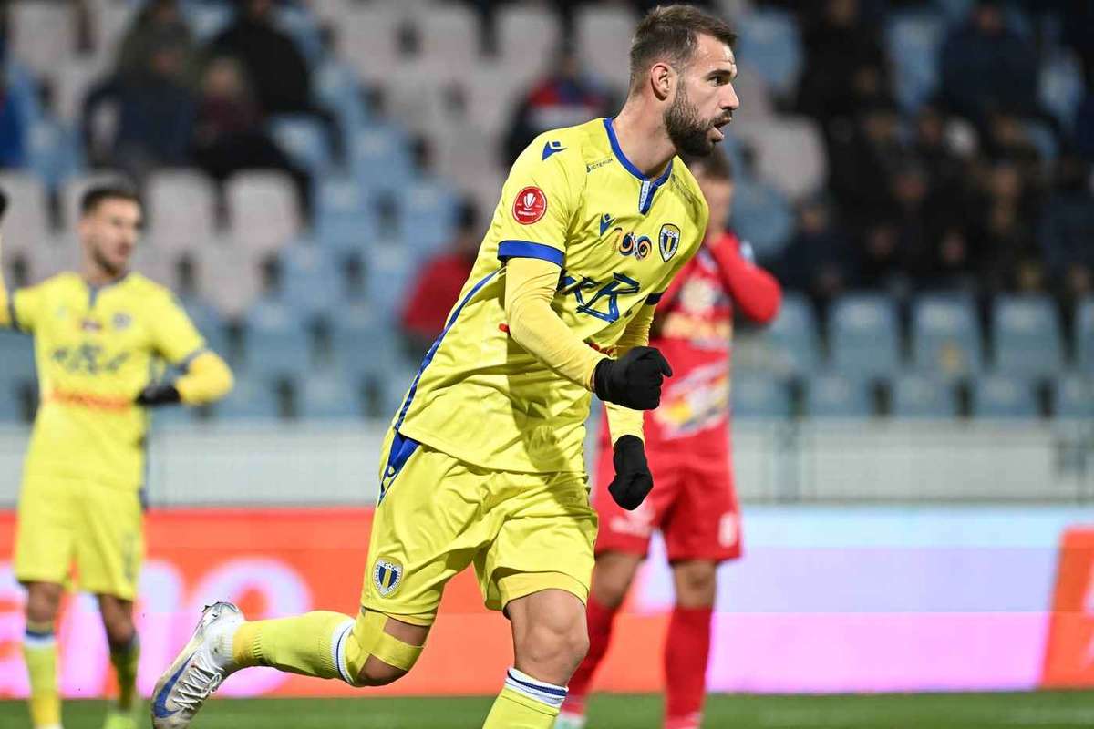 A plecat Petrolul si a pierdut golgheterul Anuntul lui Adrian Mutu