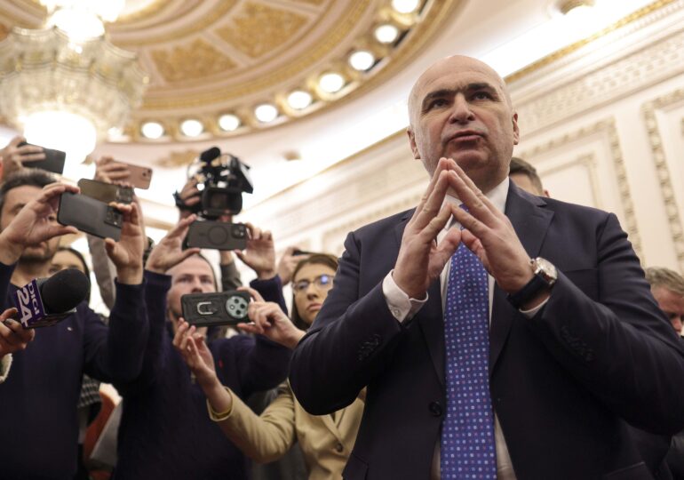 Bolojan in disputa cu Grindeanu privind concedierile de la CJ Bihor Din 50 de contestatii doar doua admise