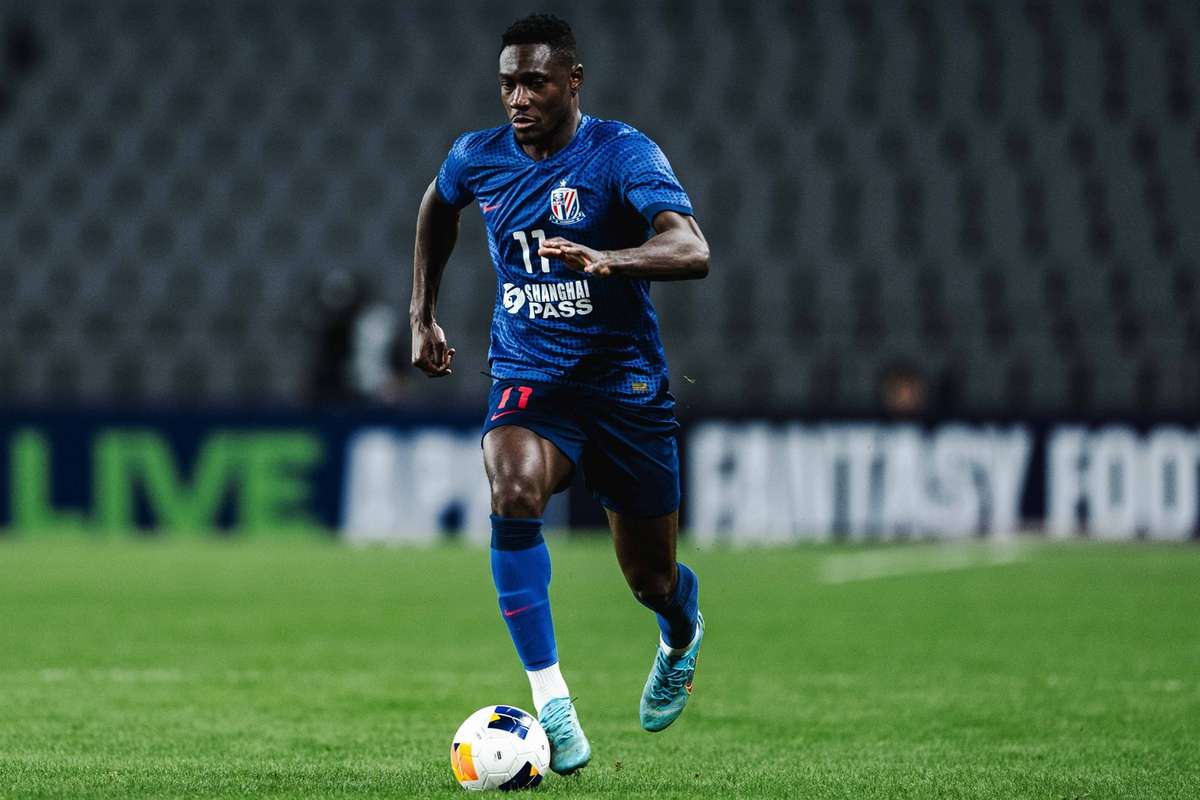 Oficial Fostul atacant al CFR ului prezentat la nou promovata din Superliga Chinei