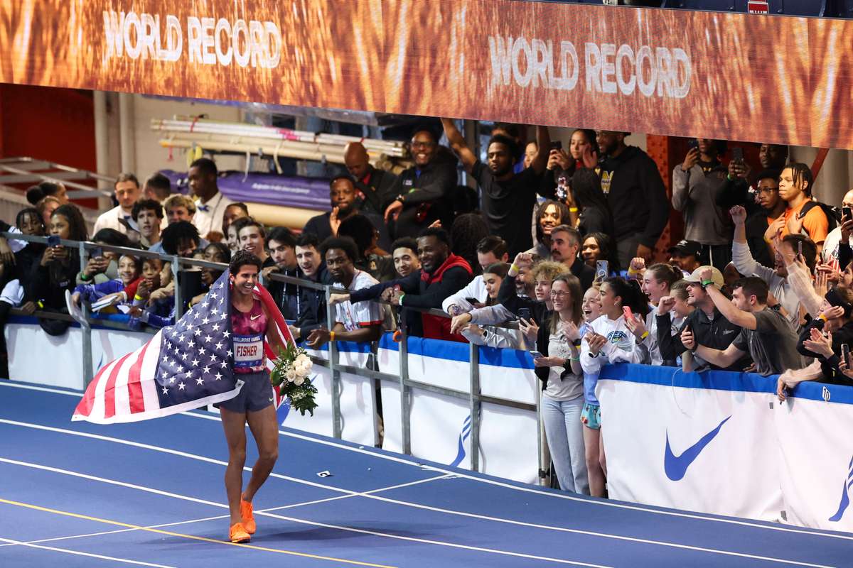 Americanul Grant Fisher a stabilit record mondial la 3000 m indoor