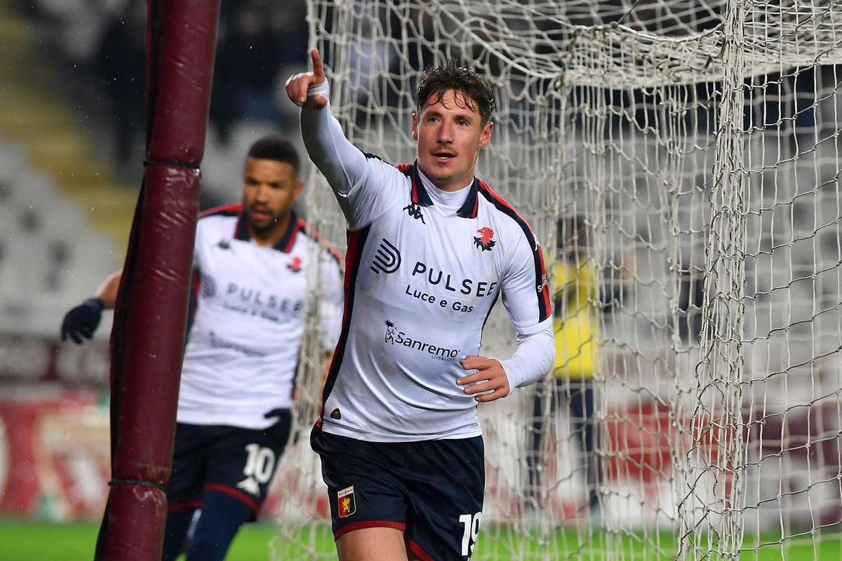 Genoa lui Dan Sucu punct crucial cu Torino pentru salvare