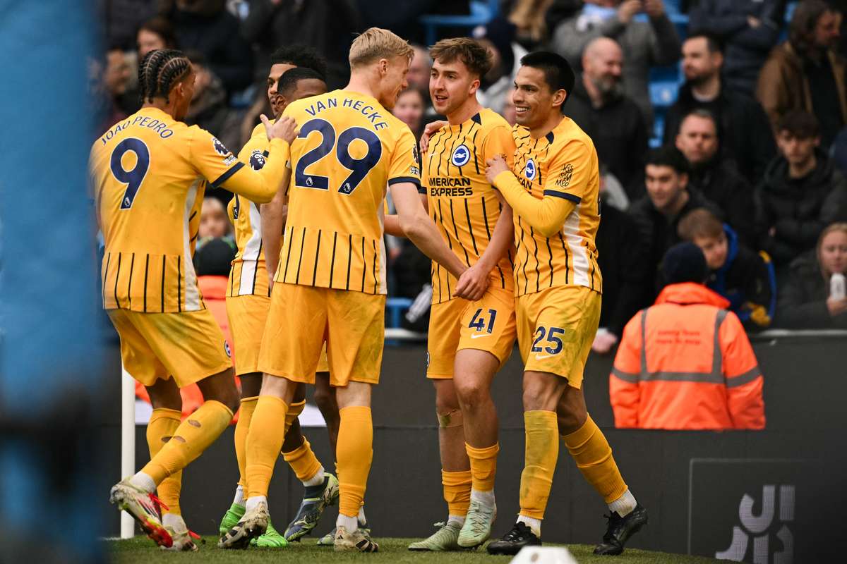 Brighton a revenit de doua ori pentru remiza iar Manchester City pierde puncte