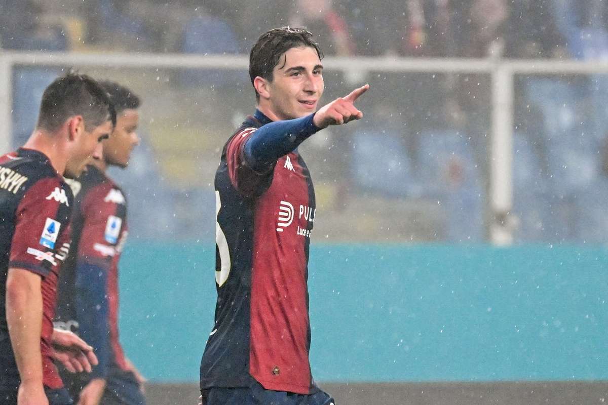 Genoa cu Dan Sucu prezent castiga iar dupa trei etape
