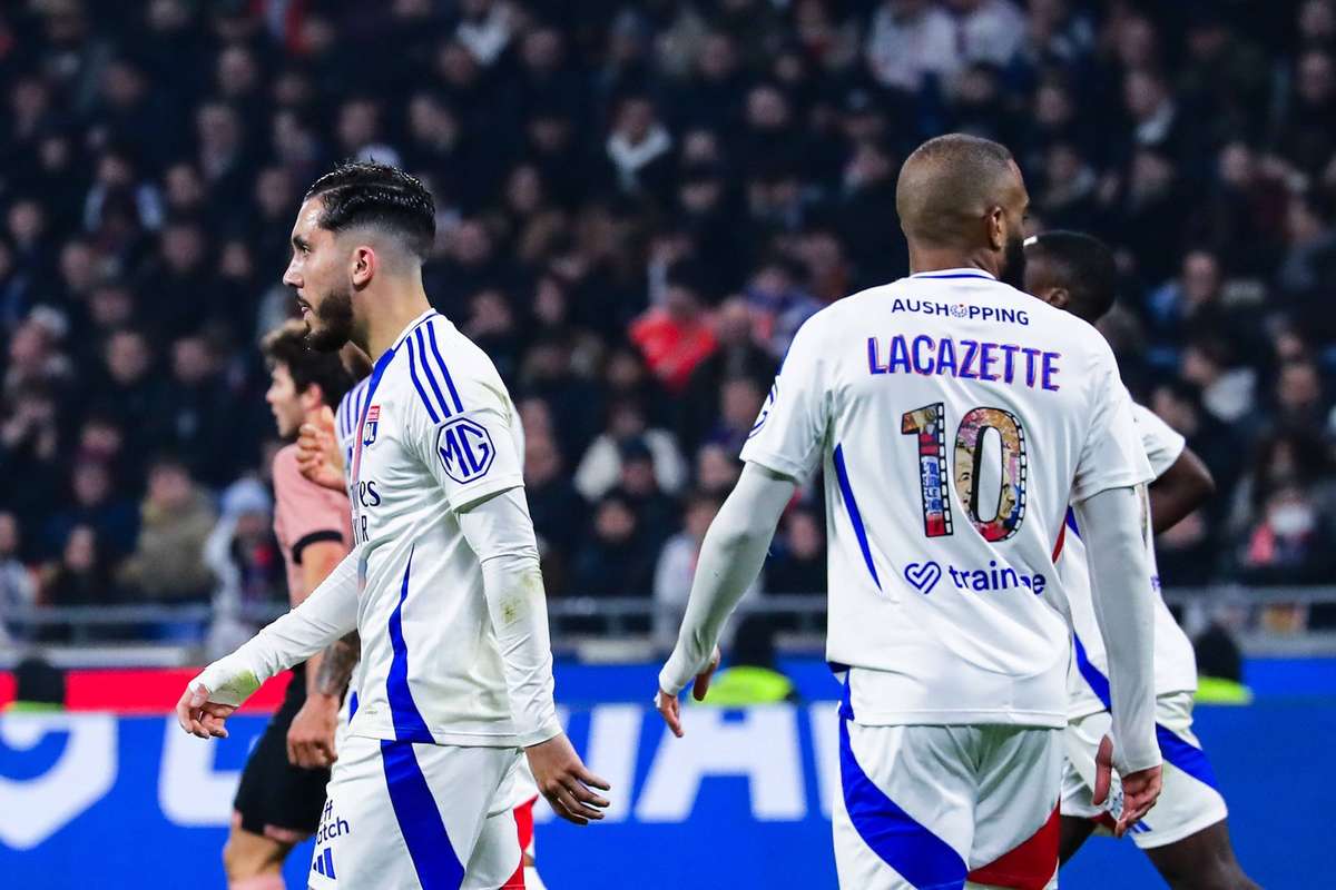 Lyon isi prezinta lotul pentru meci cu FCSB