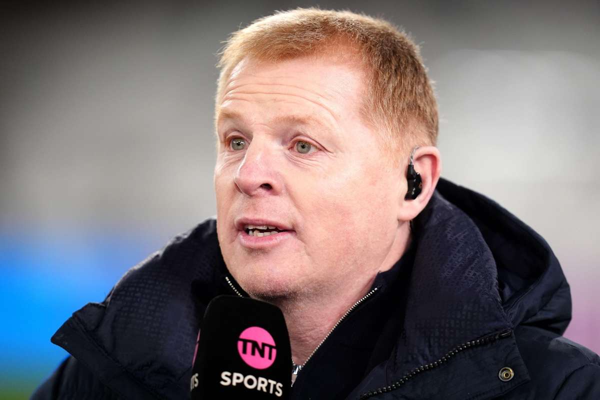 Oficial De la Rapid in Liga 2 Neil Lennon a semnat cu noua echipa