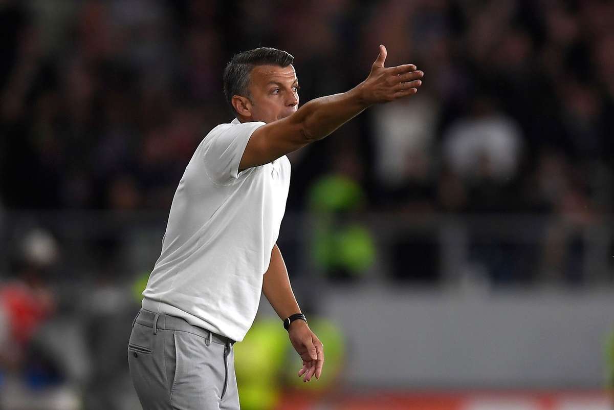 Ovidiu Burca in pericol Otelul ar fi discutat deja cu noul antrenor