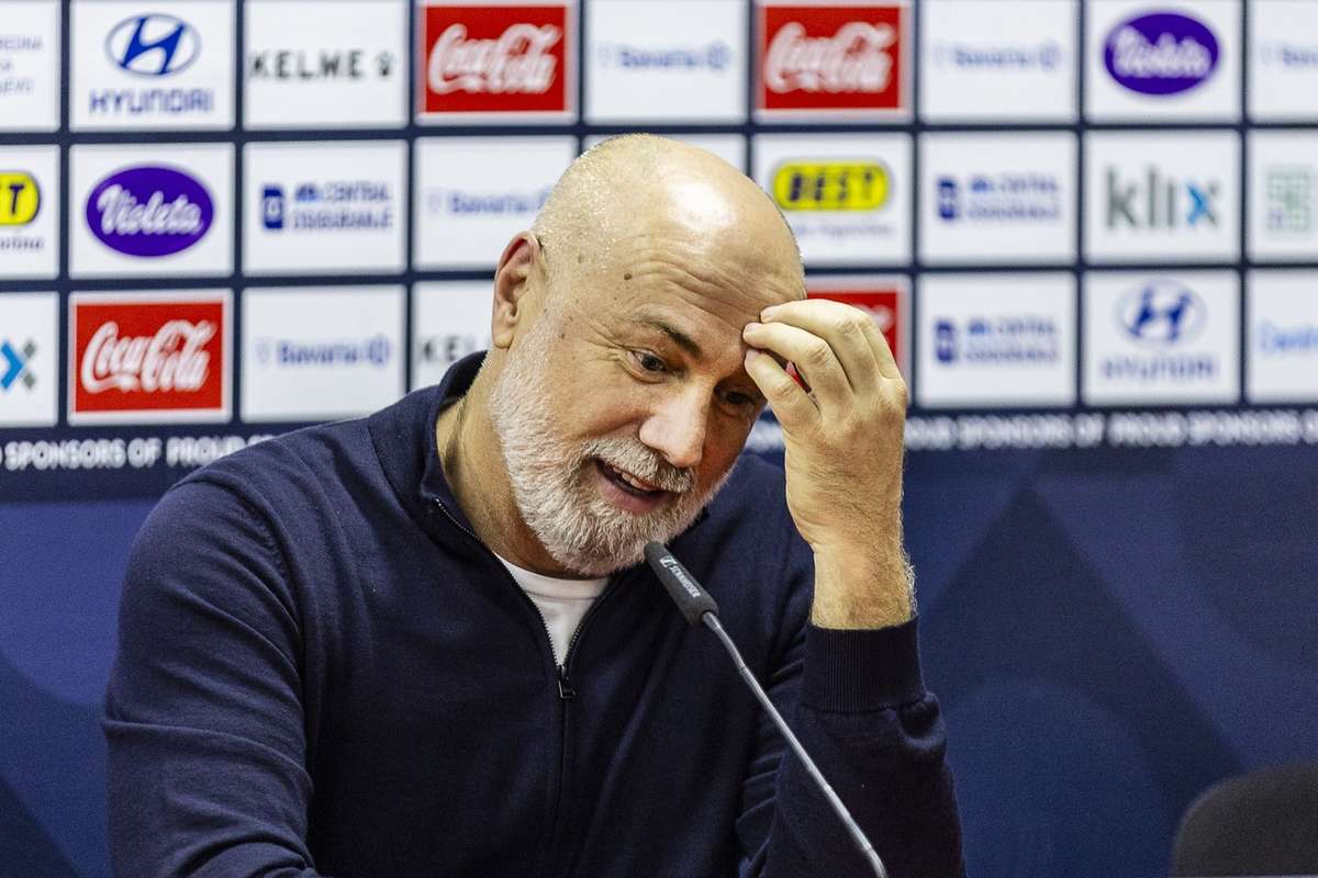 Selectionerul Bosniei inainte de meciul cu Romania Vor fi surprize Nu mi e teama