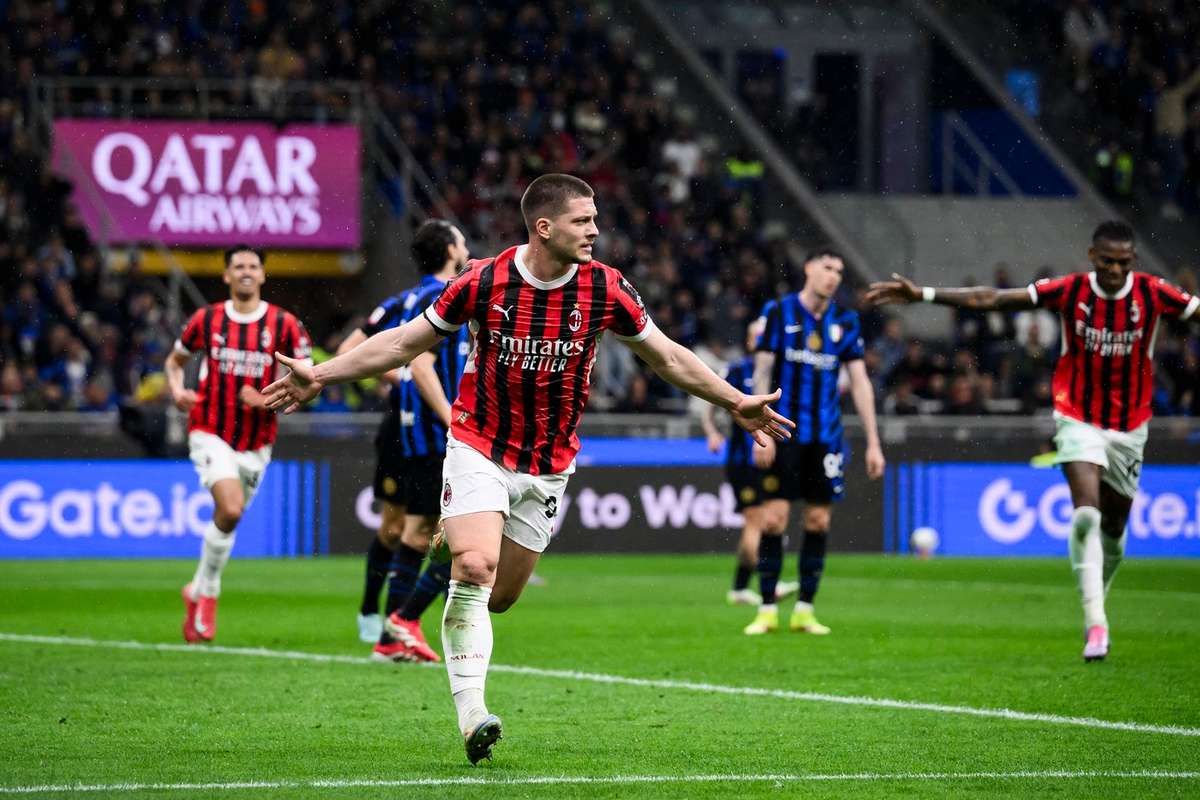 AC Milan ajunge a 15 a oara in finala Cupei Italiei