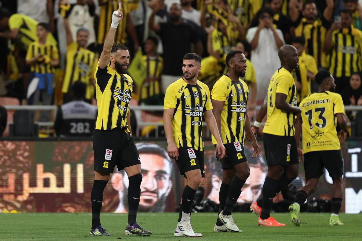 Al Ittihad profitadegreselaluiAl Hilalsisaproapiedetitlu