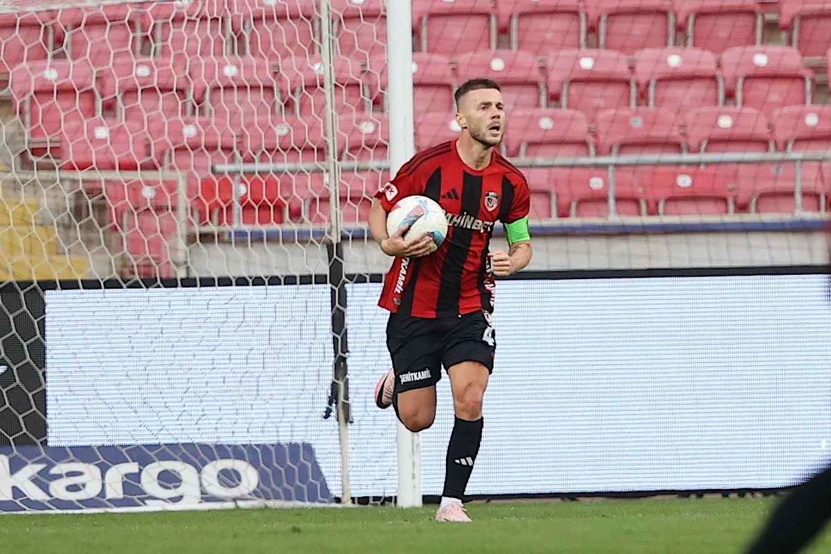 Alexandru Maxim si a prelungit contractul cu Gaziantep