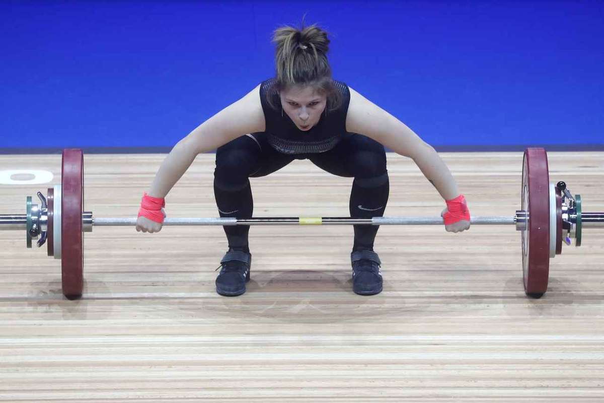 Andreea Cotruta a castigat o medalie de aur si doua de argint la Europenele de haltere