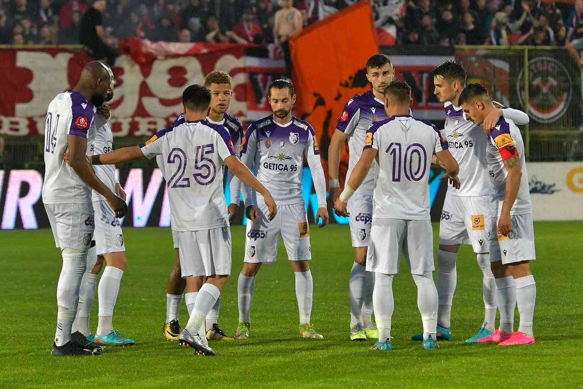 Arges invinge Metaloglobus si avanseaza spre Superliga
