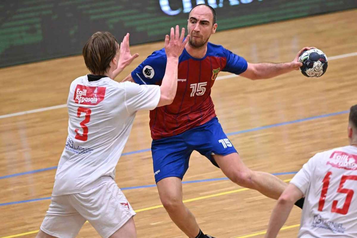 CSM Bacau victorie categorica cu Steaua in campionat