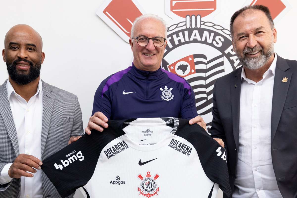 Dorival Junior fostul selectioner al Braziliei a semnat