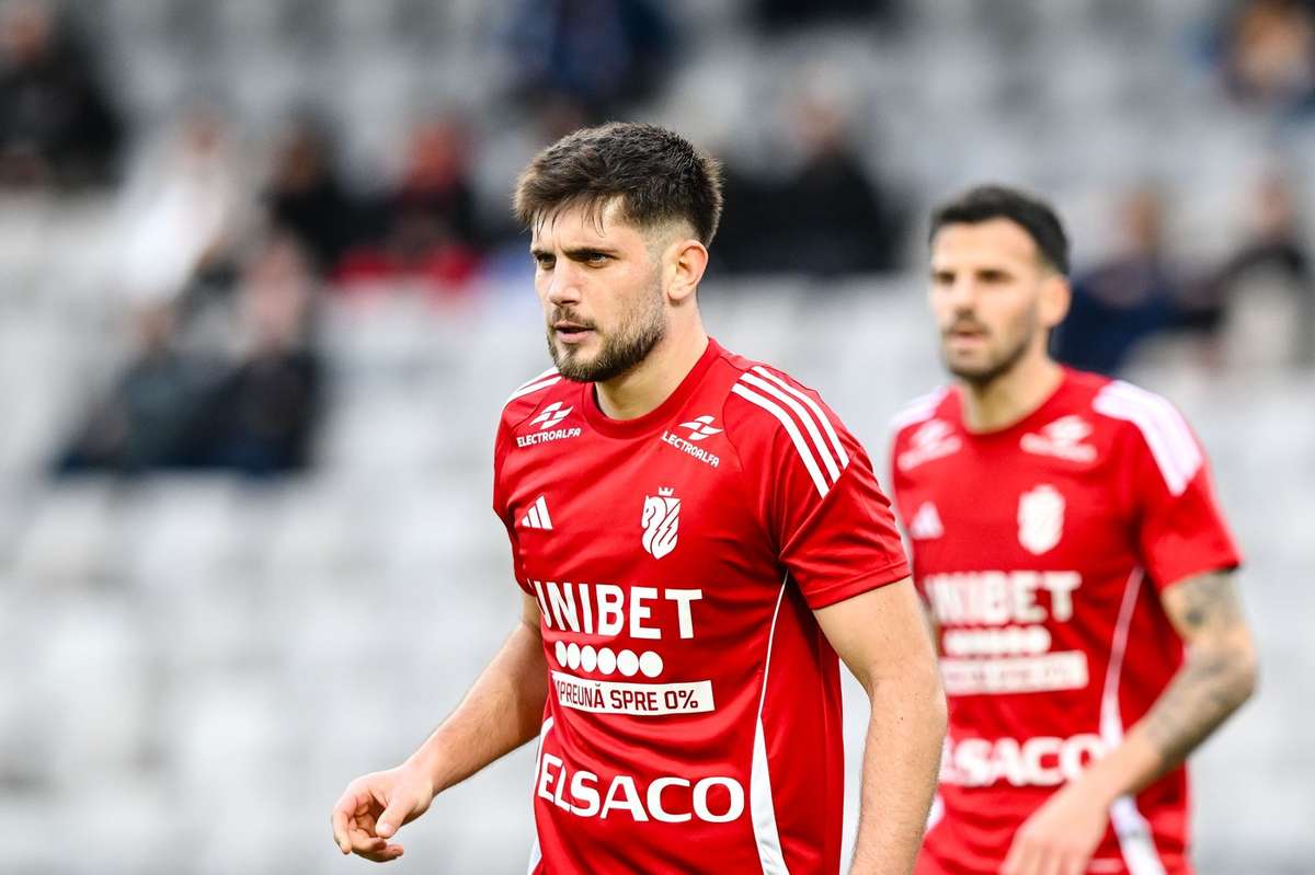 Echipa etapei Doar un jucator din play off in primul 11 Atac de otel