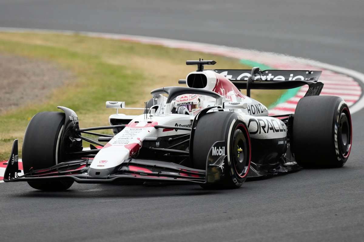 Max Verstappen victorios la Suzuka Campionul a invins McLaren