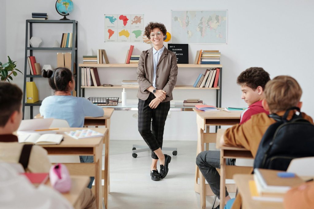 Ministerul Educatiei Sapte optionale incluse la nivel national