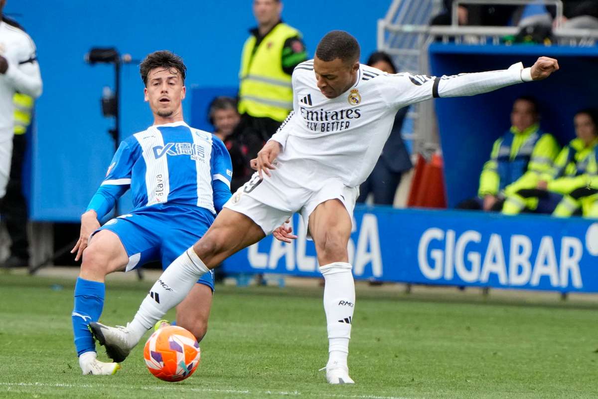 Nusamaiintamplatde17ani Mbappe vede rosu si stabileste un record negativ pentru Real Madrid
