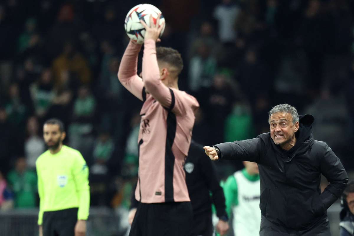 PSG ul lui Luis Enrique la un meci pentru titlu in Ligue 1