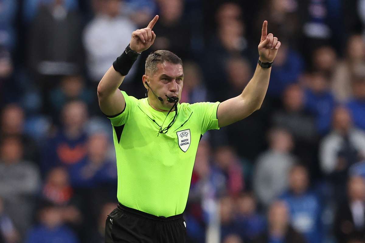 S a stabilit arbitrul pentru FCSB CFR Cluj