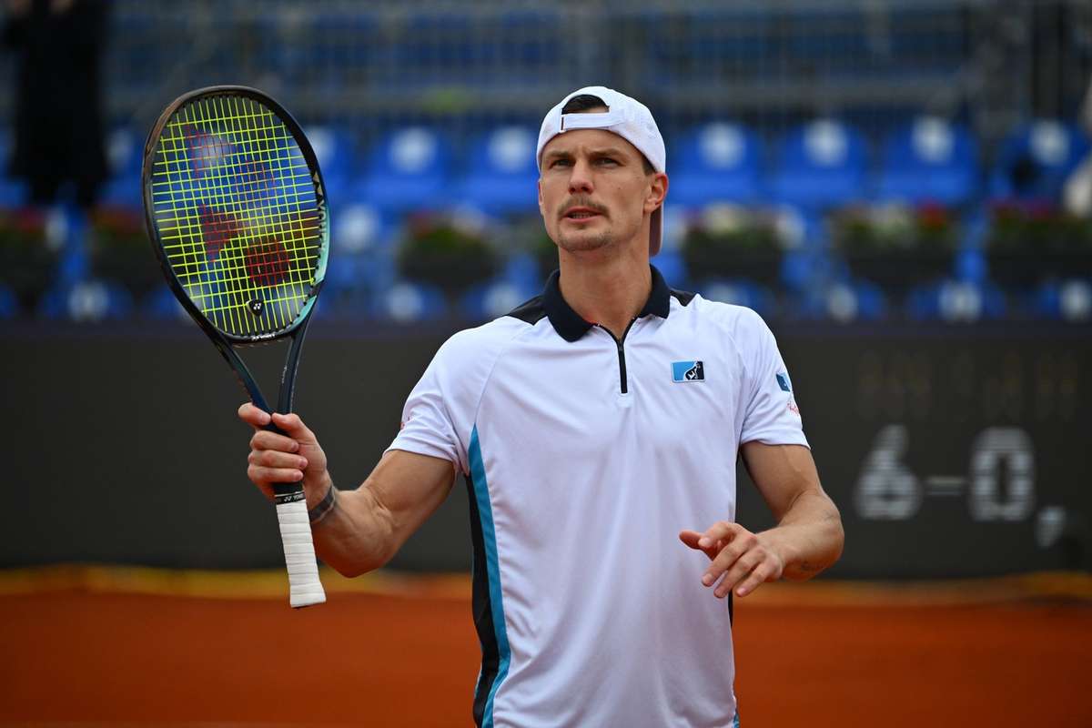 Tenis Tracker Fucsovics semifinalist la Bucuresti Kasatkina si Keys eliminate in SUA