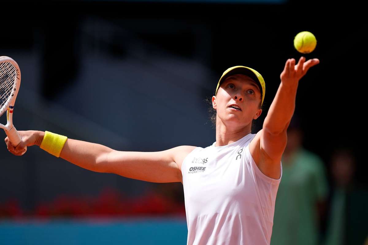 Tracker Tenis De Minaur si Tiafoe castiga la Madrid Swiatek triumfa greu