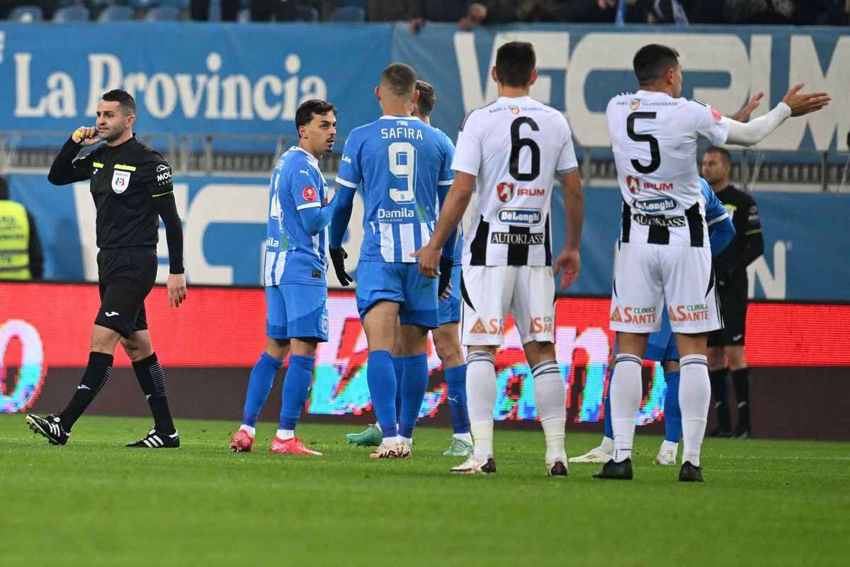 VIDEO Meci spectaculos la Cluj U revine si invinge Universitatea Craiova