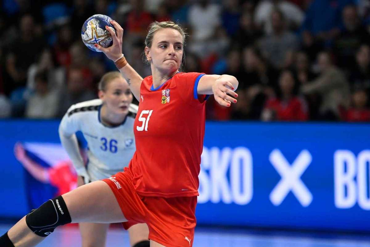 CSM Bucuresti vrea o golghetera de mondial