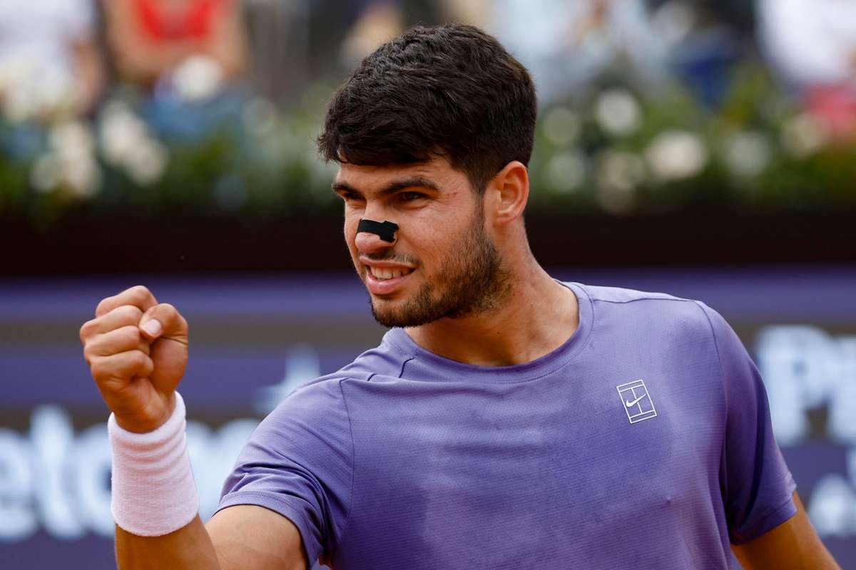 Carlos Alcaraz primul semifinalist de pe tabloul masculin