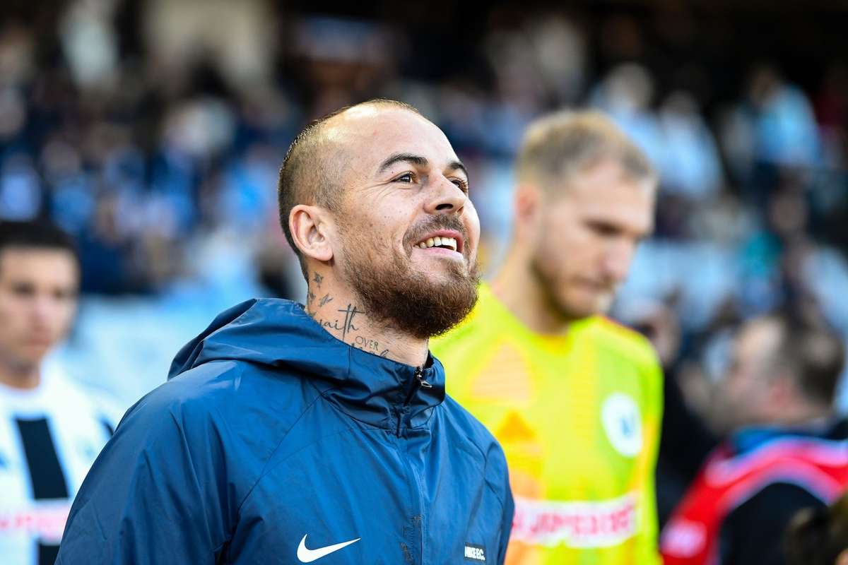 Denis Alibec aproape transferat Salariu urias oferit