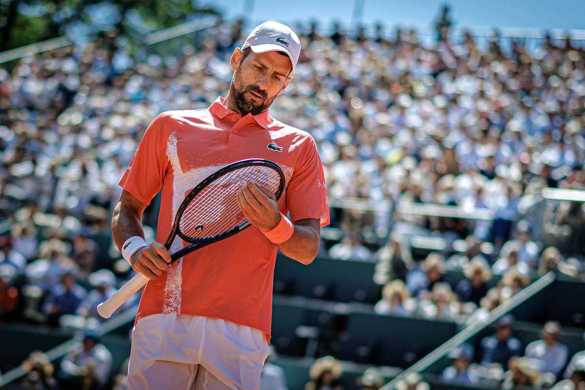 Djokovic castiga al 100 lea titlu ATP la Geneva