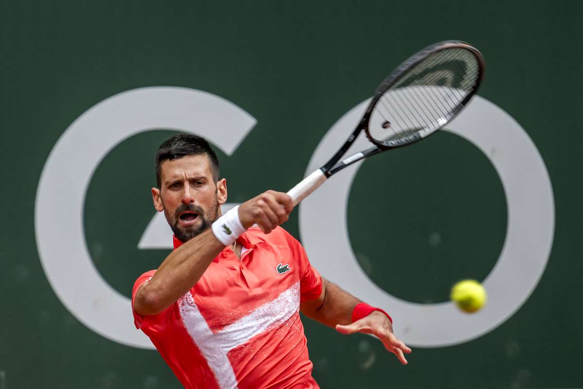 Djokovic castiga prima victorie pe zgura la Geneva