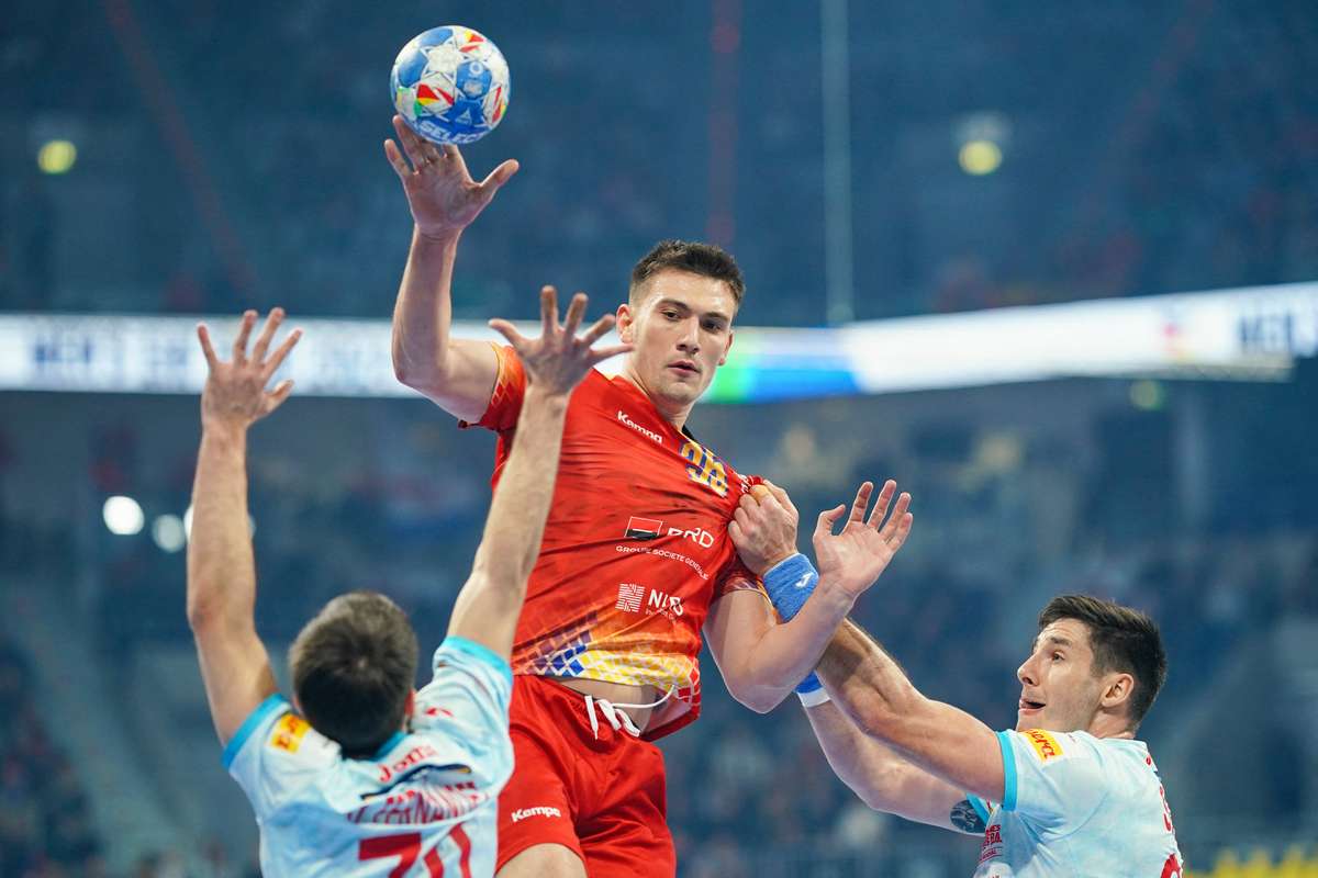 Internaionalul Andrei Buzle a semnat cu CS Dinamo