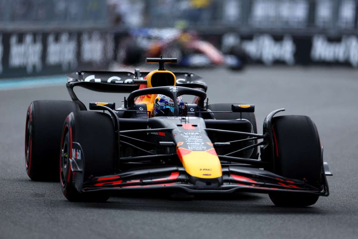 Max Verstappen pleaca din pole cu record in Florida