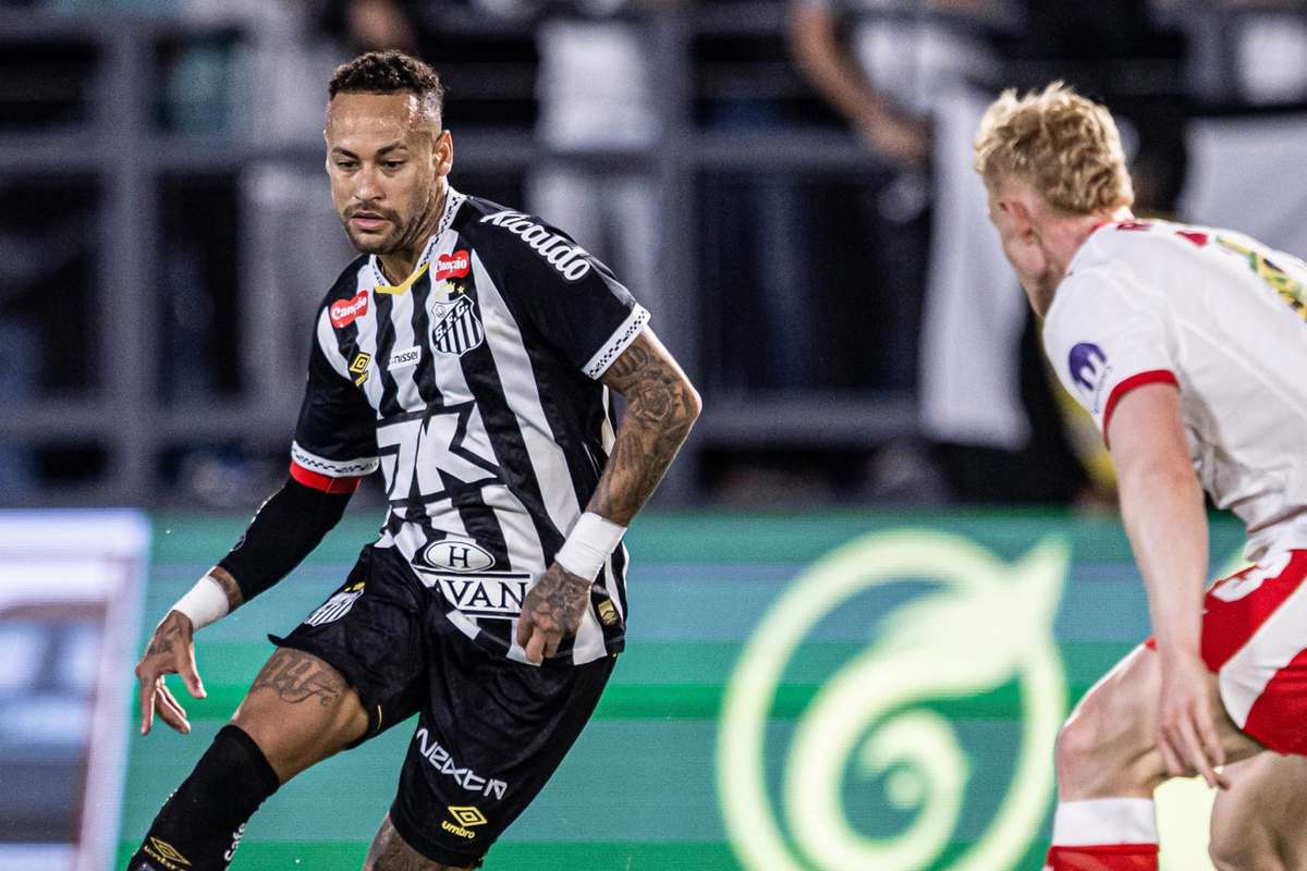 Neymar a evitat discutia despre viitorul sau la Santos