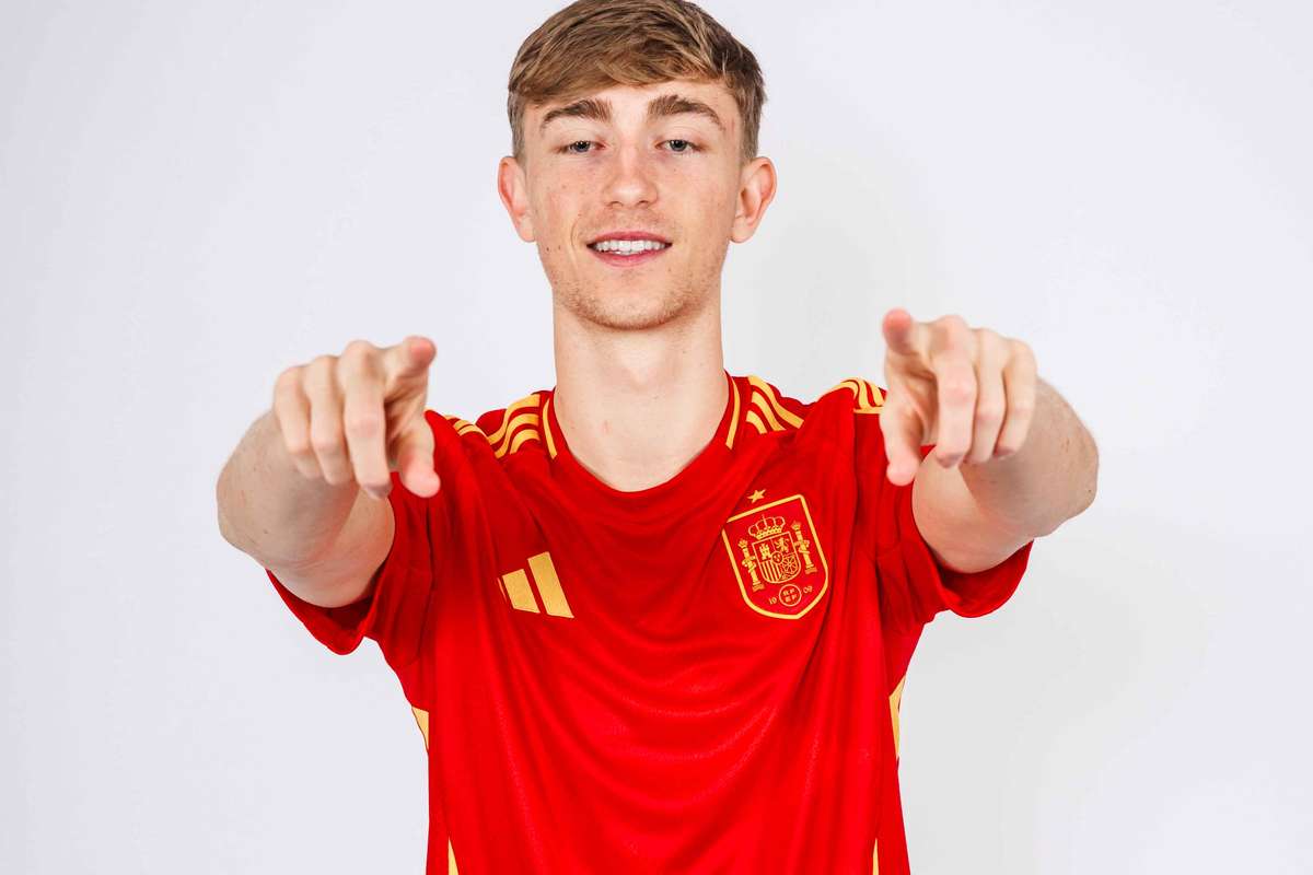 OFICIAL Dean Huijsen noul jucator al Real Madrid