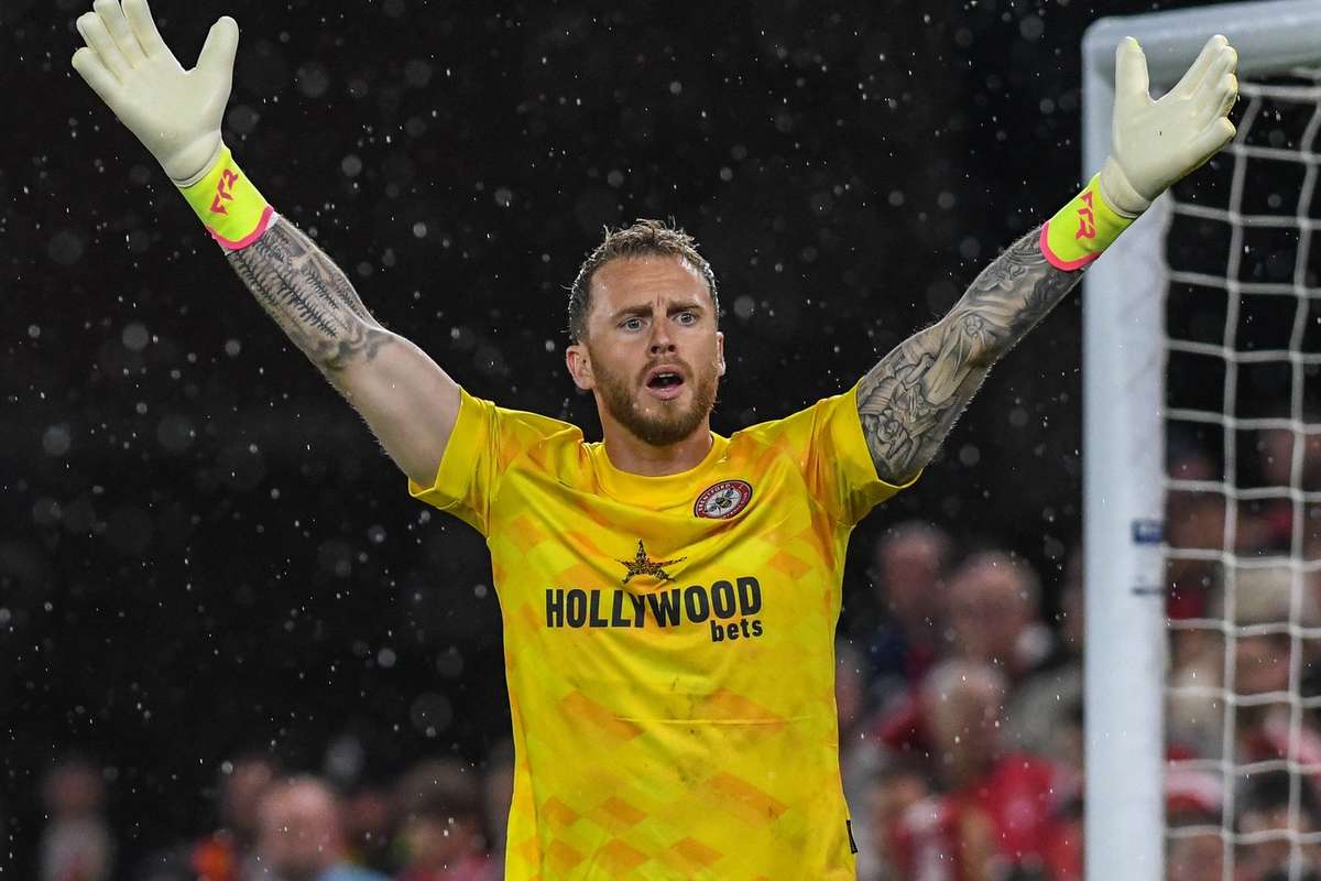 Bayer Leverkusen aduce un portar din Premier League