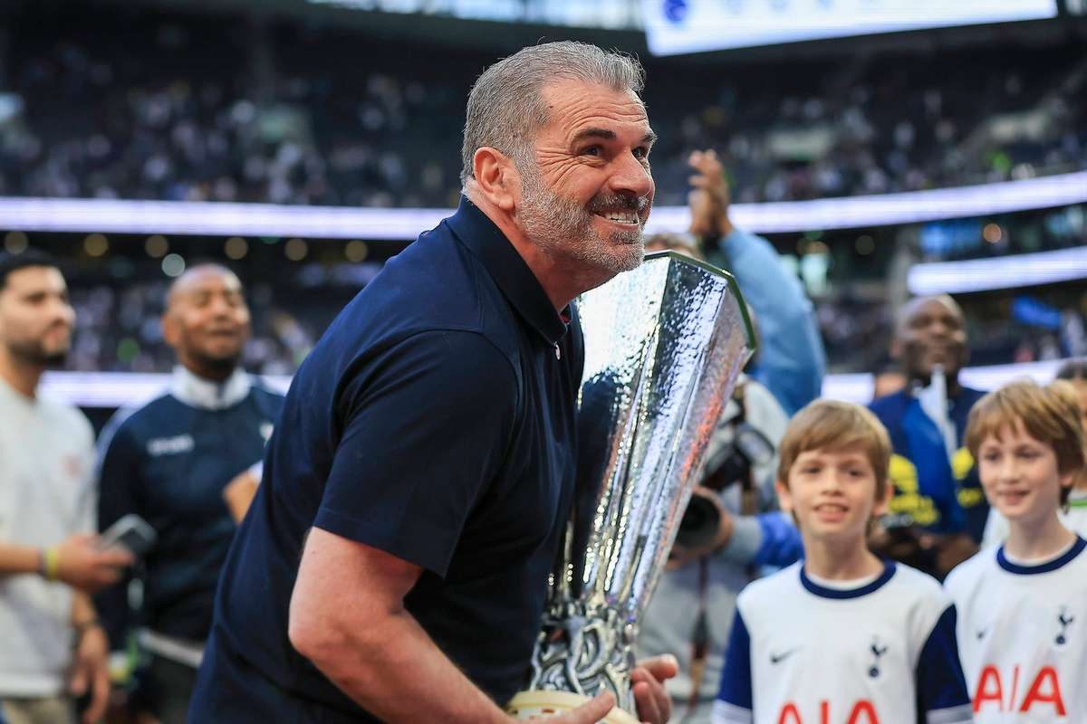 Castigatoarea Europa League si a demis antrenorul