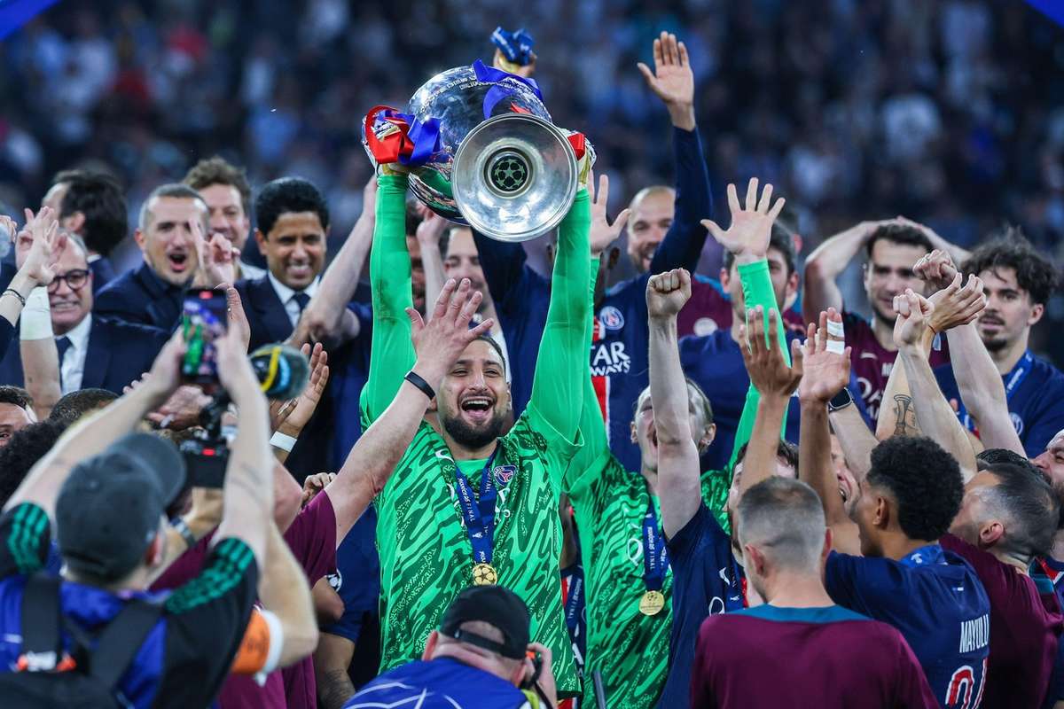 Cristi Chivu ar putea ajunge la Inter cu un castigator al Ligii Campionilor