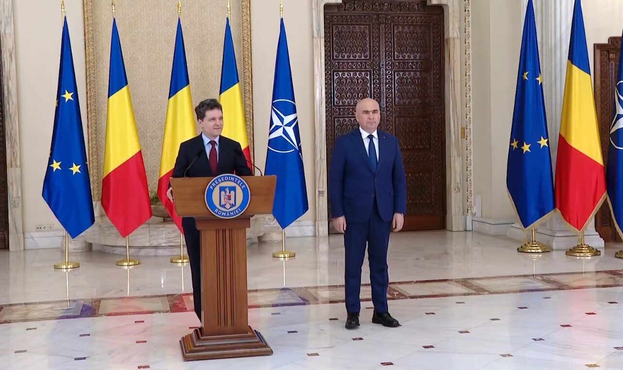 Fum alb de la Cotroceni Nicusor Dan l a desenat pe Bolojan premier