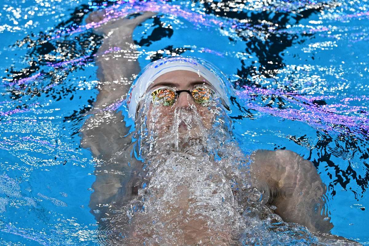 Inca o medalie de aur pentru Romania Denis Popescu castiga 100 m fluture
