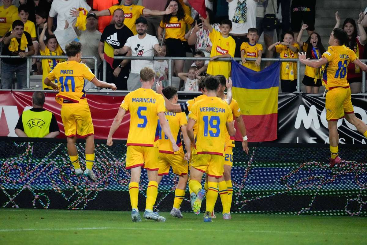 LIVE 2100 Olanda U19 Romania U19 Tricolorii joaca pentru finala Euro