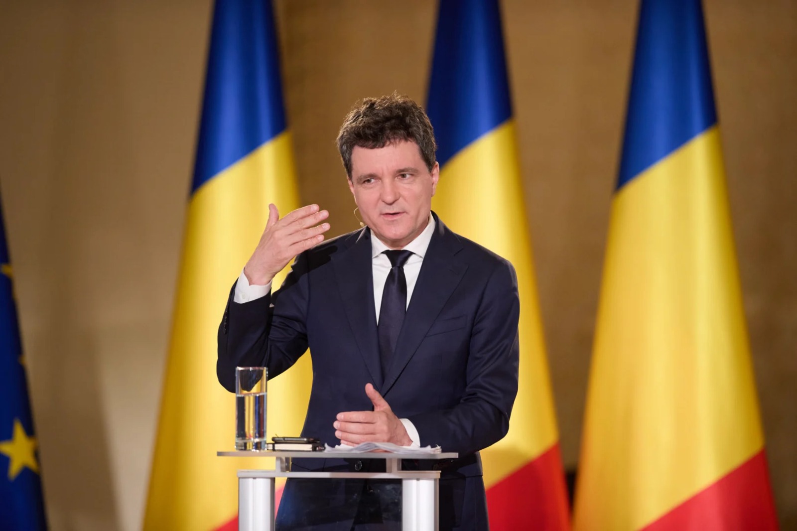 Nicuor Dan i liderii politici negociaza anti deficit