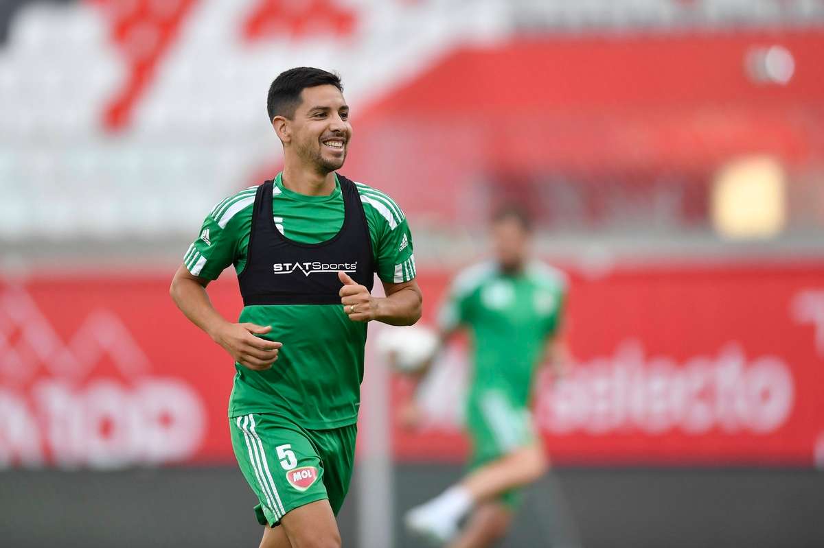 Oficial A semnat cu River Plate Montevideo dupa 8 ani in Romania