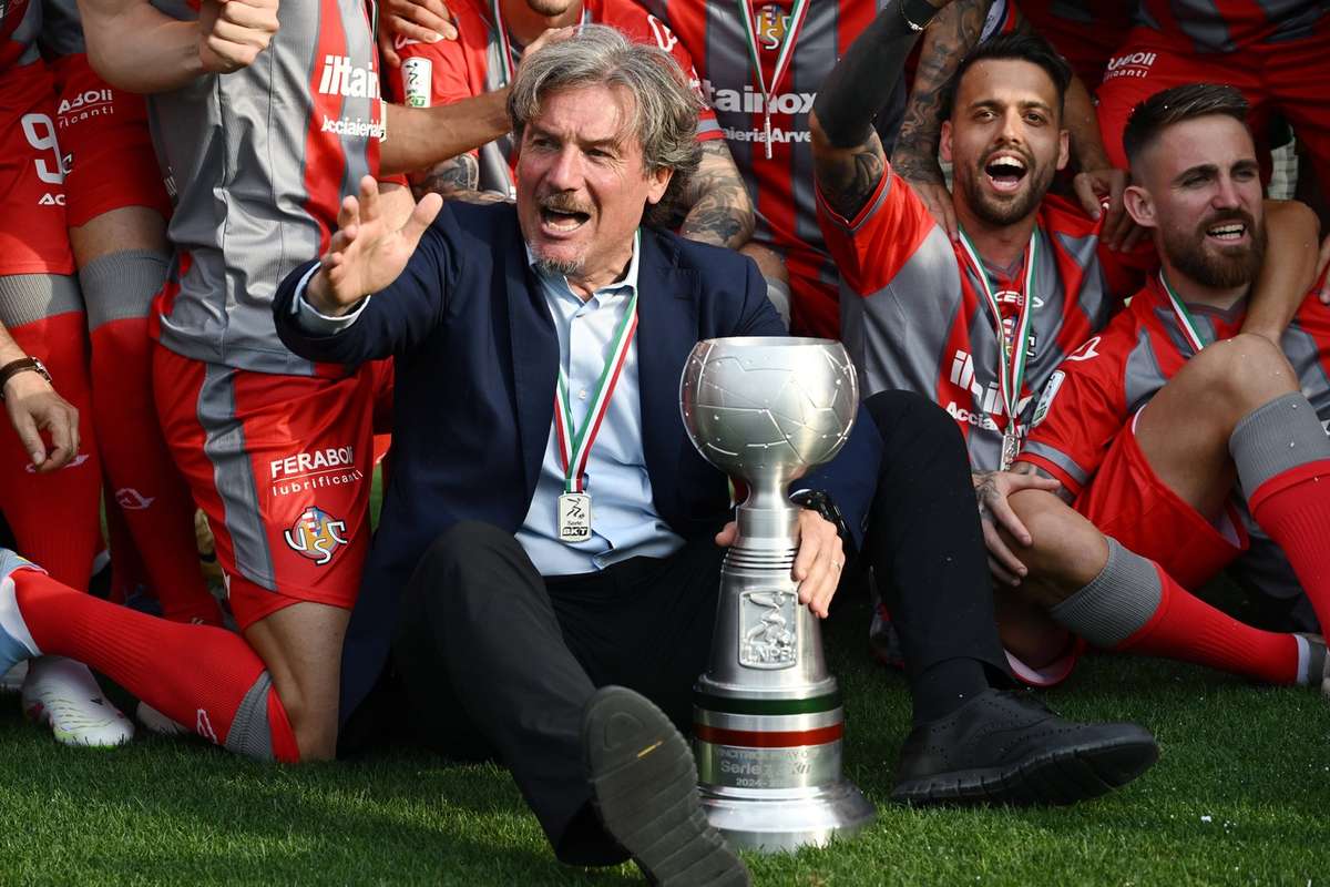 inca o echipa nou promovata in Serie A si a schimbat antrenorul