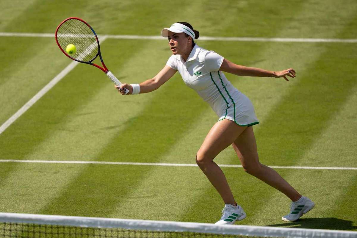Gabriela Ruse si Marta Kostiuk invinse in turul 2 la Wimbledon