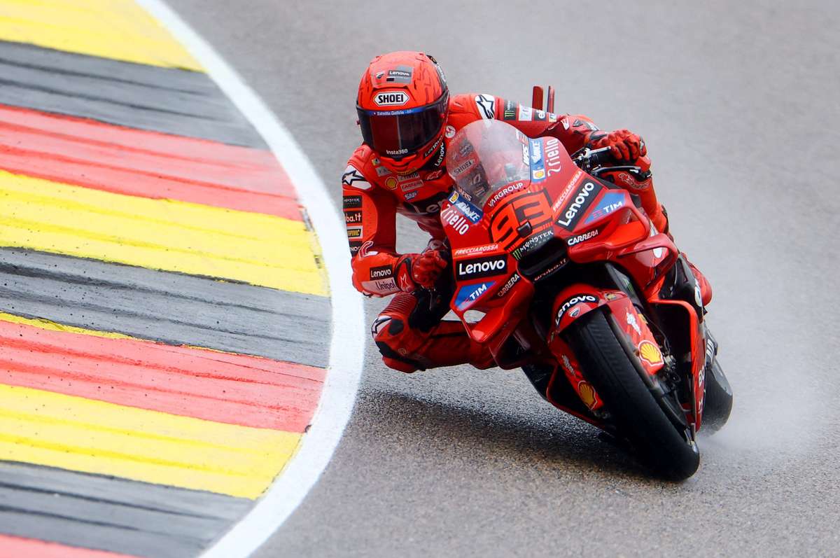 Marc Marquez revine dupa un start slab si castiga sprintul in Germania
