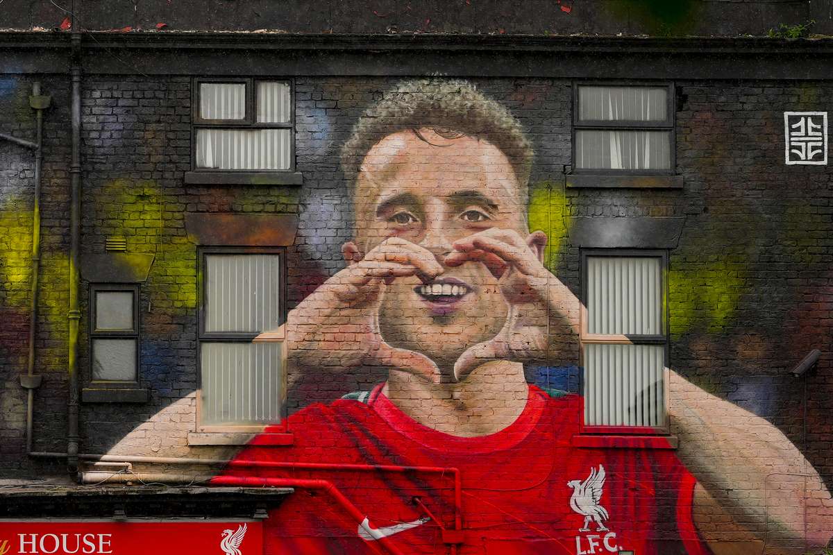 Omagiu frumos adus de Liverpool lui Diogo Jota