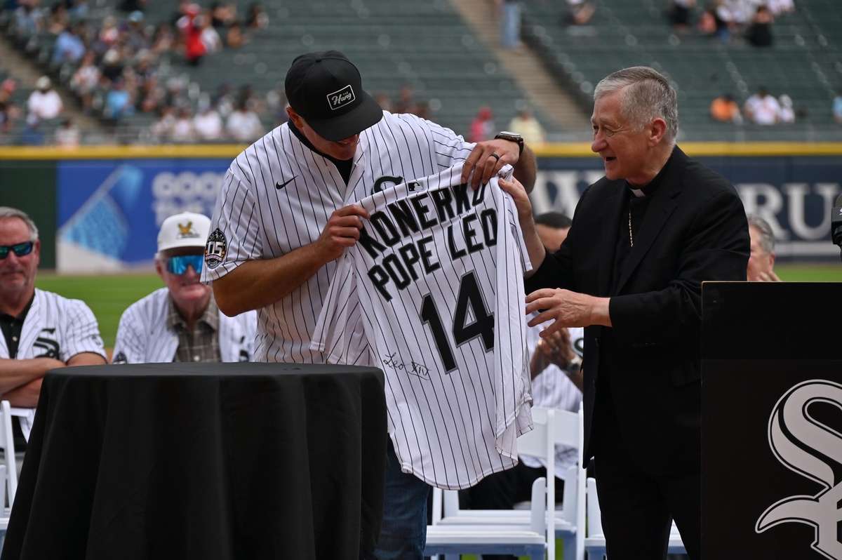 Papa Leon mare fan de baseball Tricou semnat lui Paul Konerko