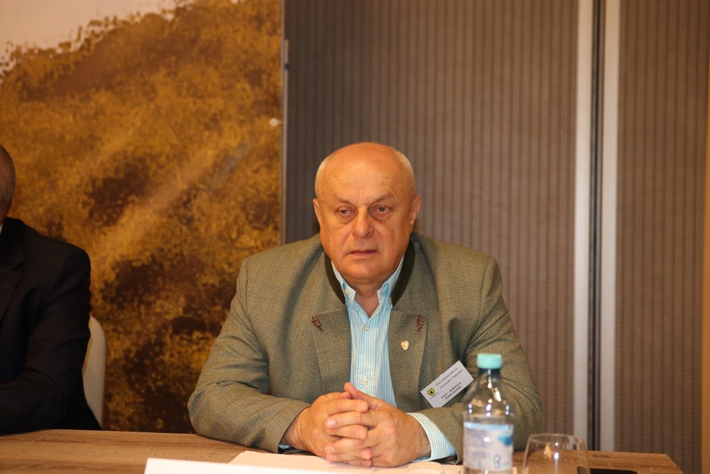Prim pensie i pretenii Romsilva solict despgubiri